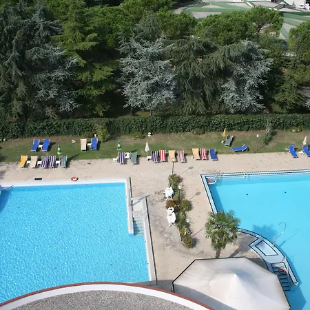Szálloda Commodore Terme Montegrotto Terme