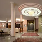Отель Commodore Terme Монтегротто-Терме