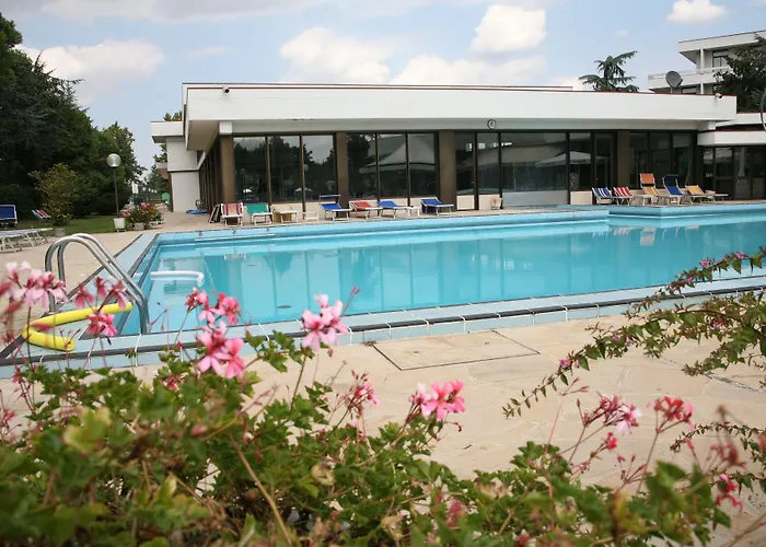 Hotel Commodore Terme 3*